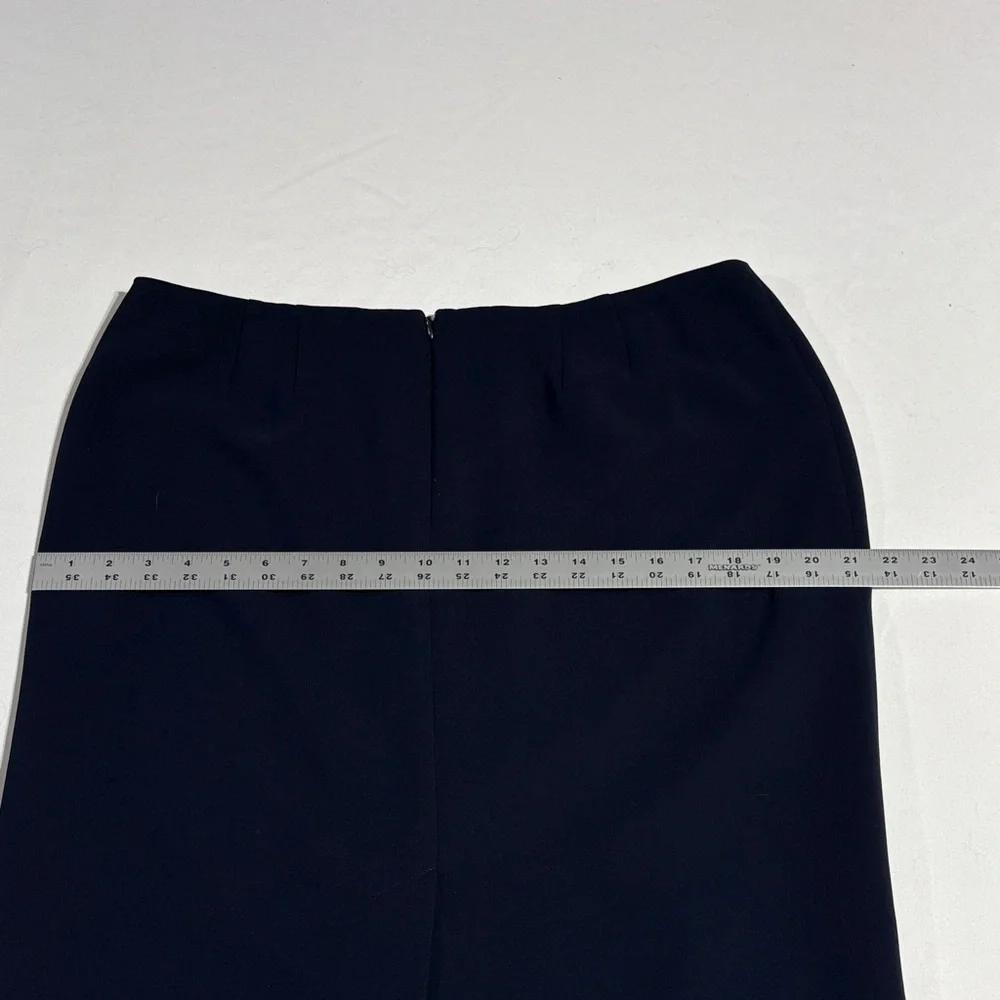 sleek navy